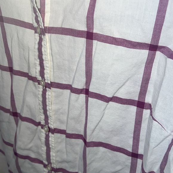 Talbots women’s button down shirt cream purple large - Picture 2 of 6